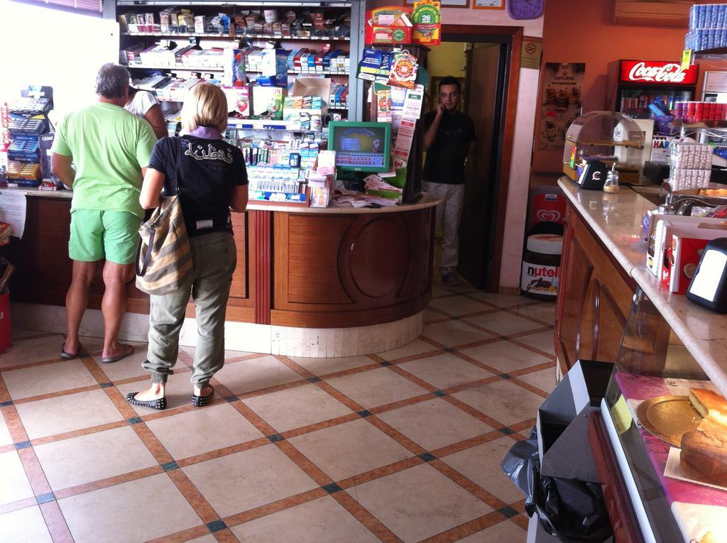 White House Motel Cerveteri Kültér fotó